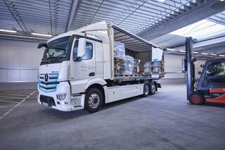 Mercedes Eactros Elektro Lkw Scheut Nicht Den Vergleich Eurotransport