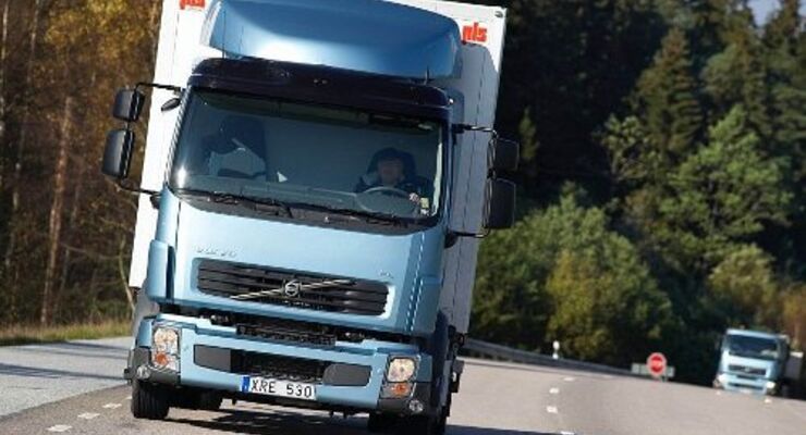 Volvo Trucks testet Methan-Diesel-Lkw 